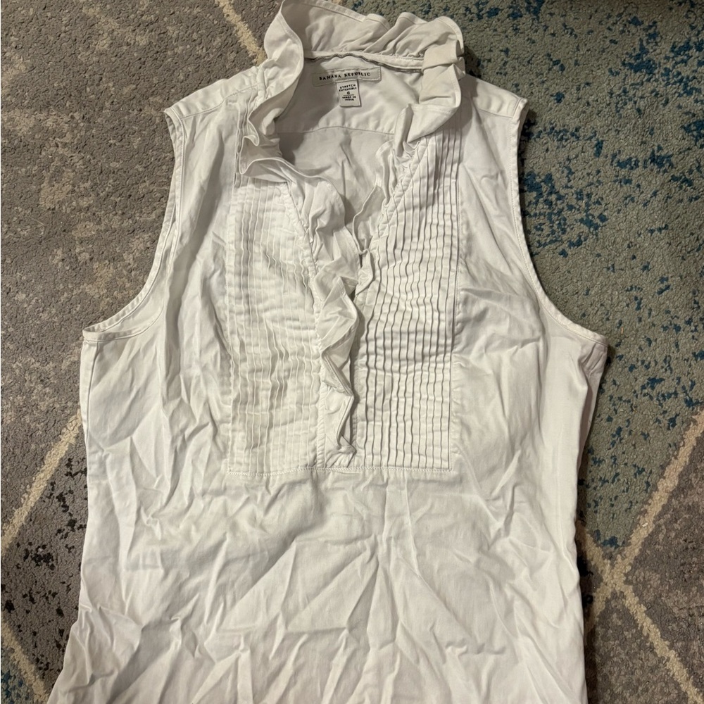Banana Republic Off-White Ruffled Blouse - Picture 1 of 3